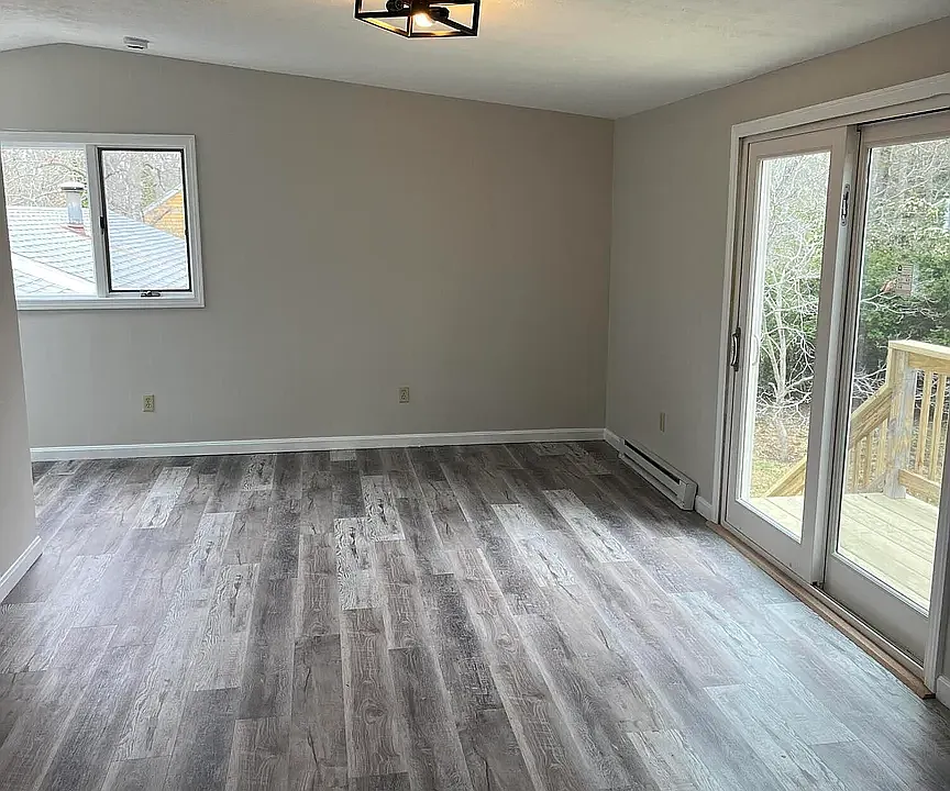 53 Woodland Ave