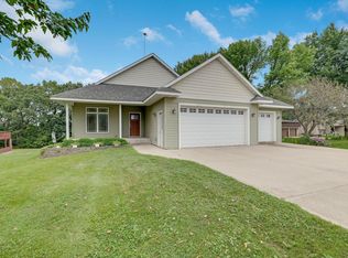 6939 Garfield Trl, Faribault, MN 55021