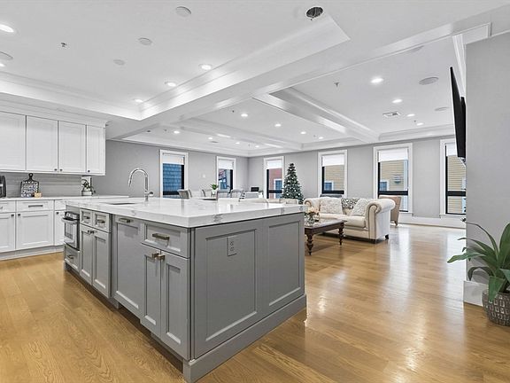 3rd image of 377 W 1st St #5