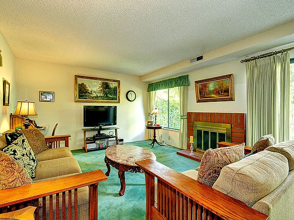 4th image of 6821 E Eaglehaven Ln