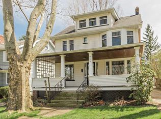 955 Roanoke Rd, Cleveland Heights, OH 44121