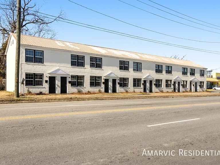 656 Dr Martin Luther King Jr Blvd #10 — Photo 1