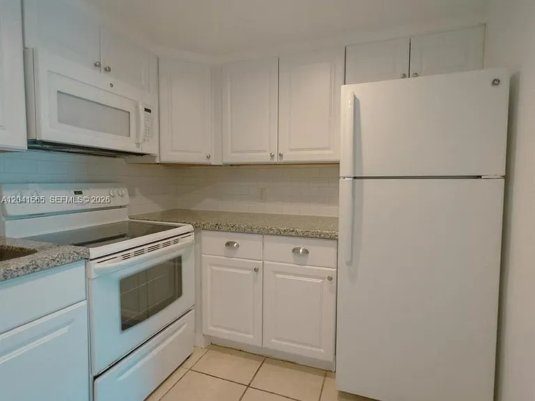 13335 Arch Creek Rd #5 — Photo 3