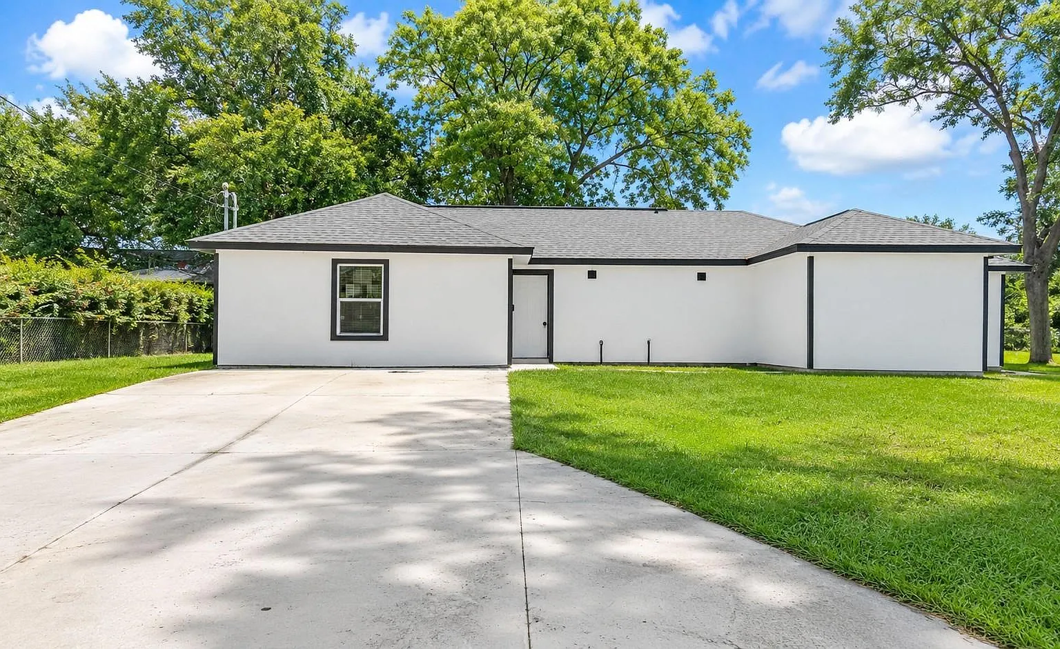 2 bed, 1.0 bath, 850 sqft, $1,550 — Photo 3