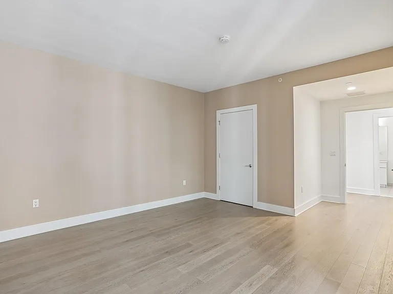 9 Avenue At Port Imperial #713 — Photo 21