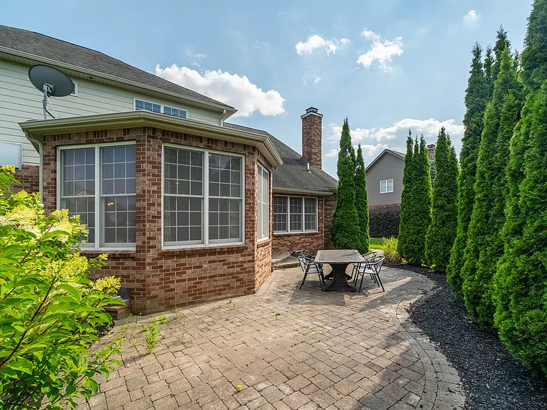 50738 Calvert Isle Dr — Photo 44