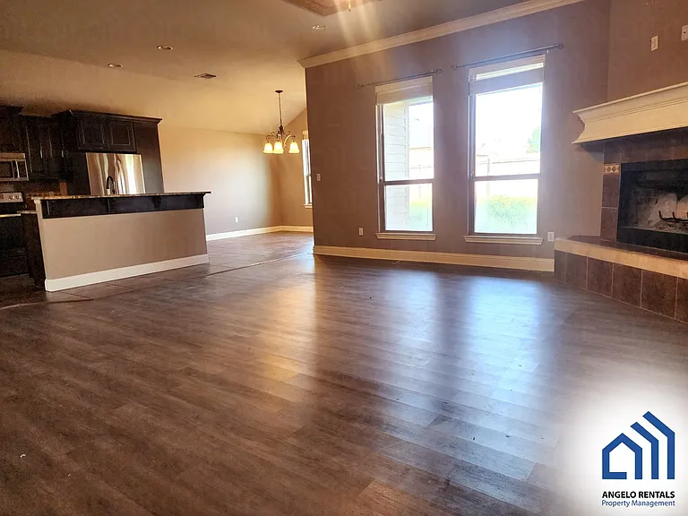 5905 Merrick St — Photo 8