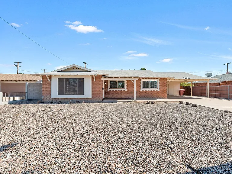 2801 N Granite Reef Rd — Photo 1