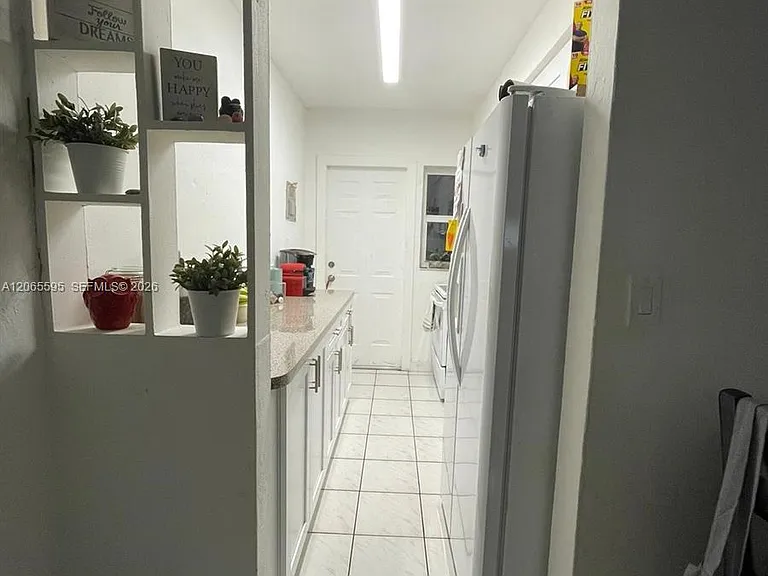 3551 SW 11th St #7B — Photo 7