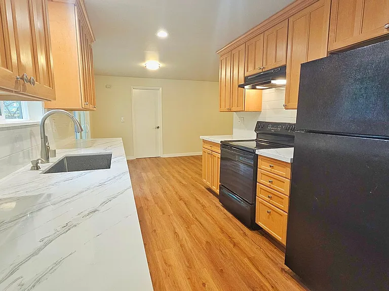 13865 SE 40th St — Photo 8