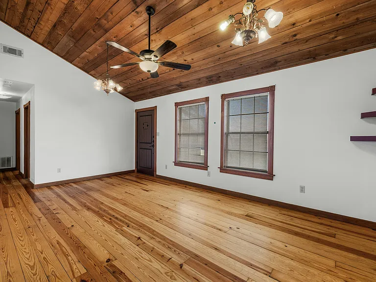 2275 County Road 127 — Photo 21