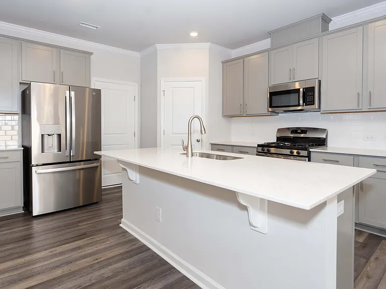 710 Spoonbill Trl — Photo 2