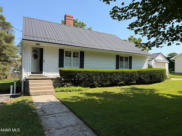 701 Ashcroft Ave, Cresson, PA 16630