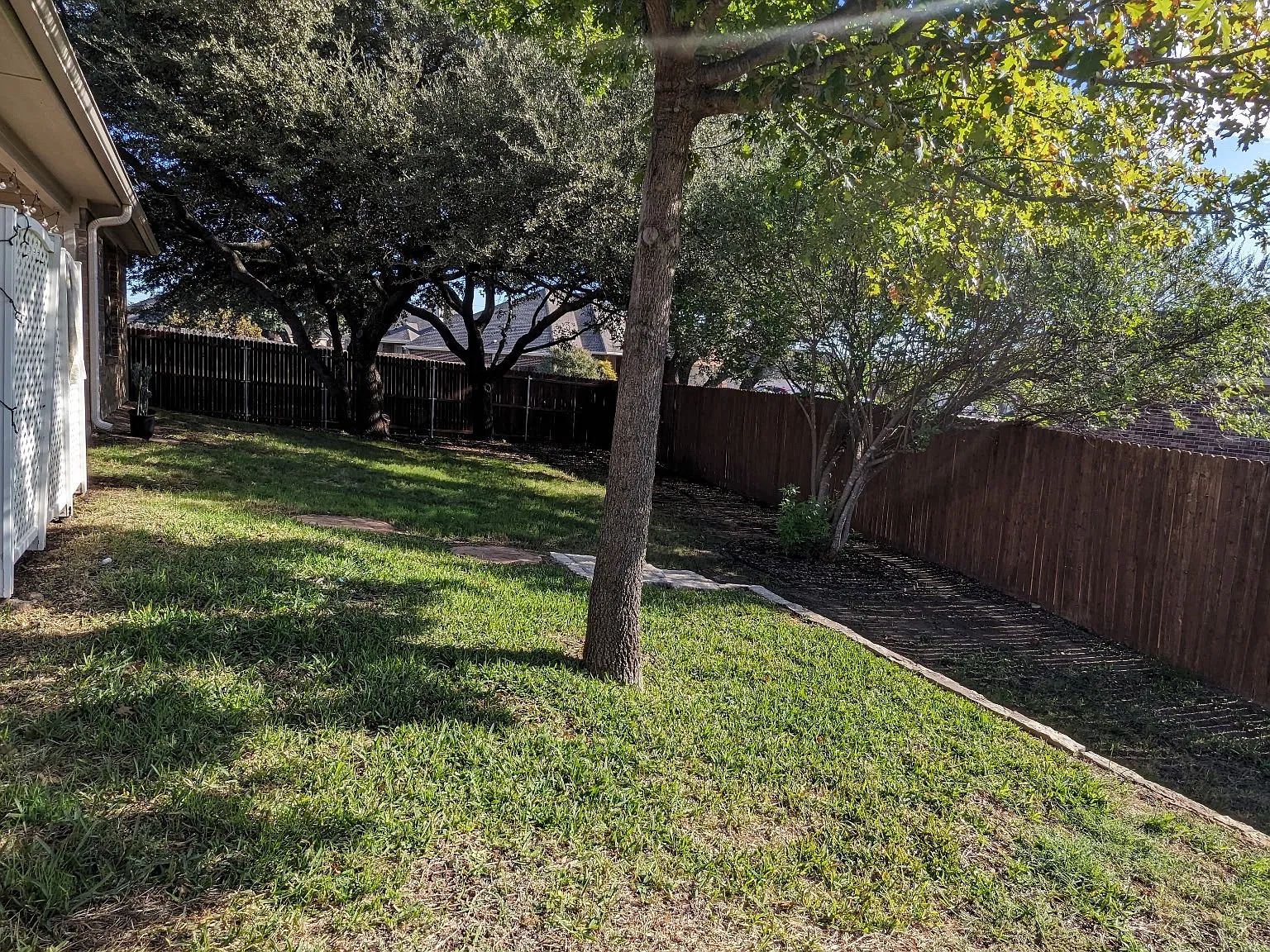 3 bed, 1732 sqft, $2,000 — Photo 2