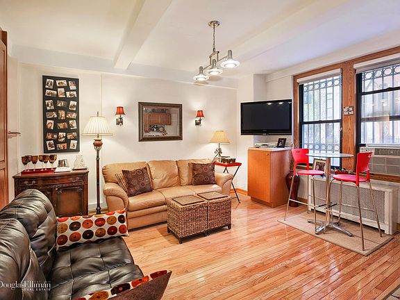 2nd image of 211 E 35th St APT 1D