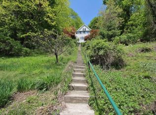 23 Cedar St, Valhalla, NY 10595