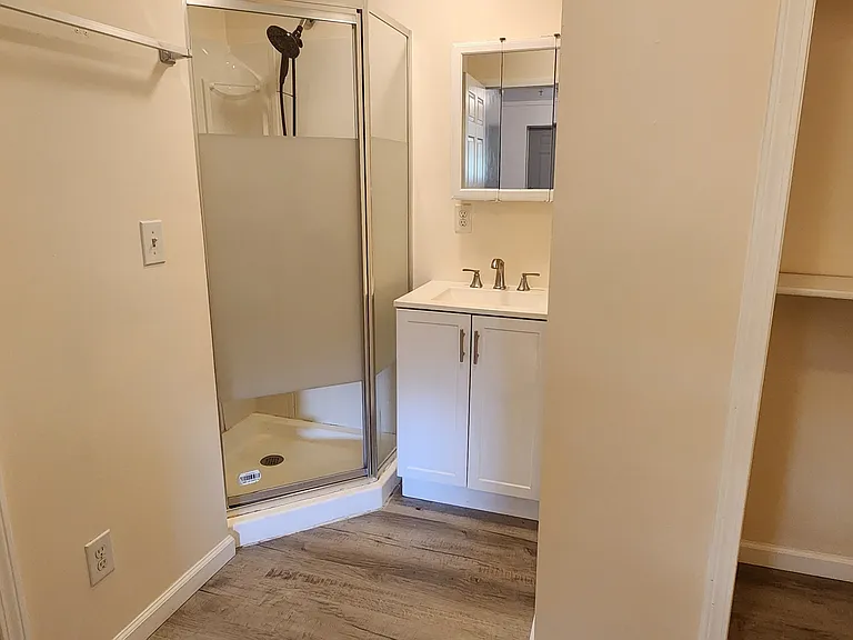408 Lewis Rd — Photo 15