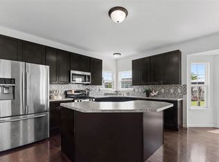 116 Cambridgeshire Dr, Saint Peters, MO 63376