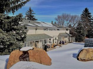 525 N 32nd Ave NE, Calgary, AB T2E 2H3