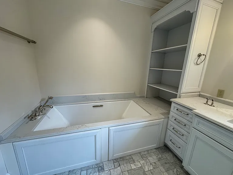 277 Prospect Pl NE — Photo 40