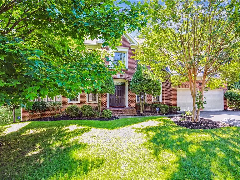 8931 Falls Farm Dr — Photo 62