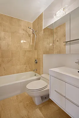 Rented by Compass | media 24