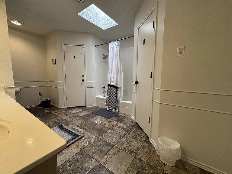9701 Abbeville Ave — Photo 8