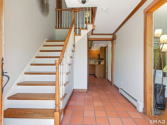 3rd image of 174 Huntingtown Road