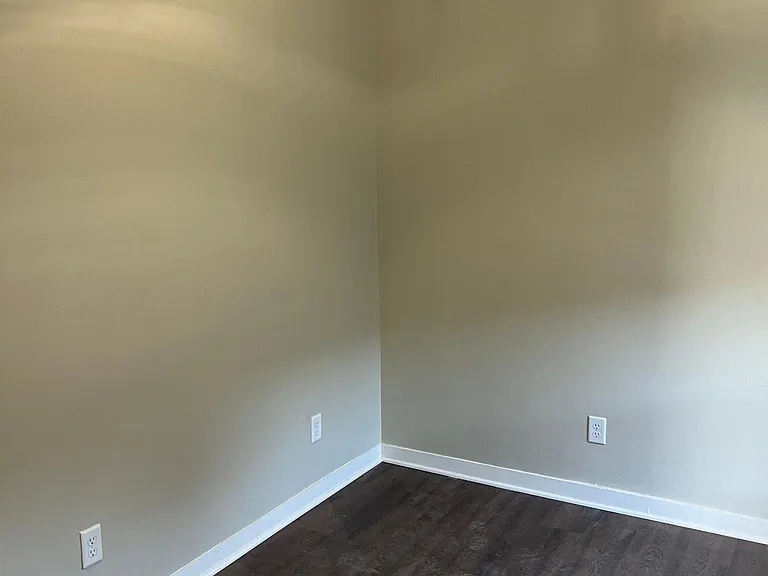 329 Ellicott St #UPPER — Photo 40