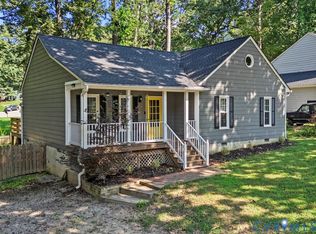 1430 Lockett Ridge Rd, Midlothian, VA 23114