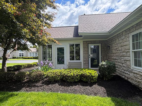 5th image of 6382 Mission Hills Pl