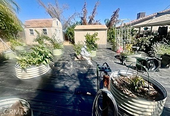 2nd image of 119 Arabian St