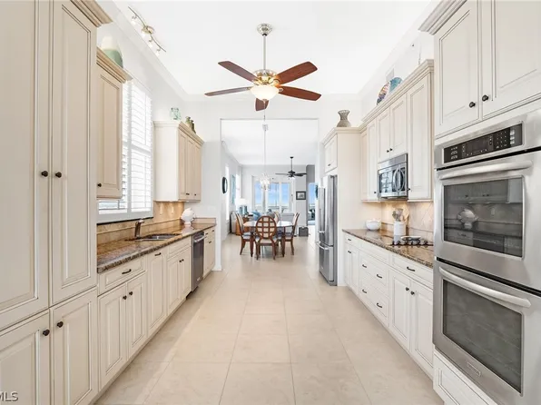 14220 Royal Harbour Ct Penthouse 1012, Fort Myers, FL 33908