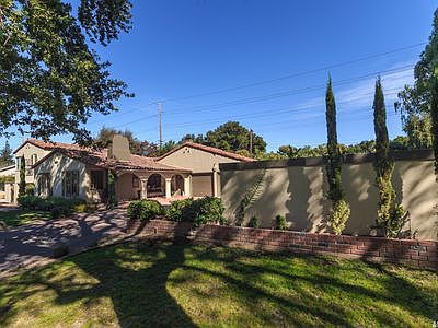 2nd image of 312 Patricia Ln