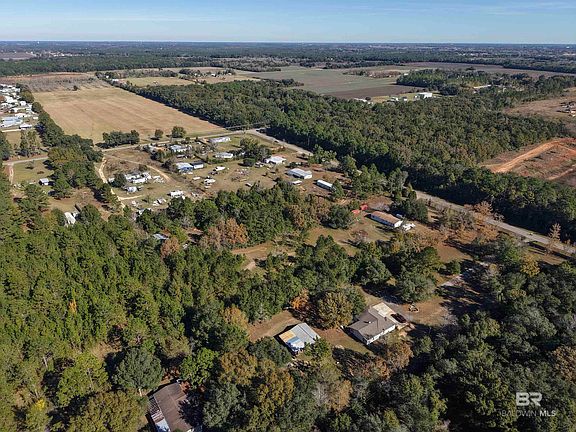 3rd image of 15805 County Road 49