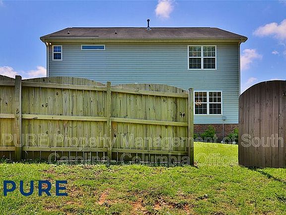 4th image of 229 Kenmore Park Dr