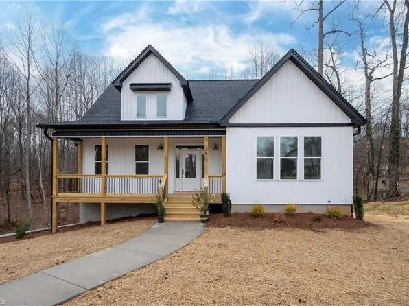 167 Windy Pointe Ct, Lexington, NC 27295