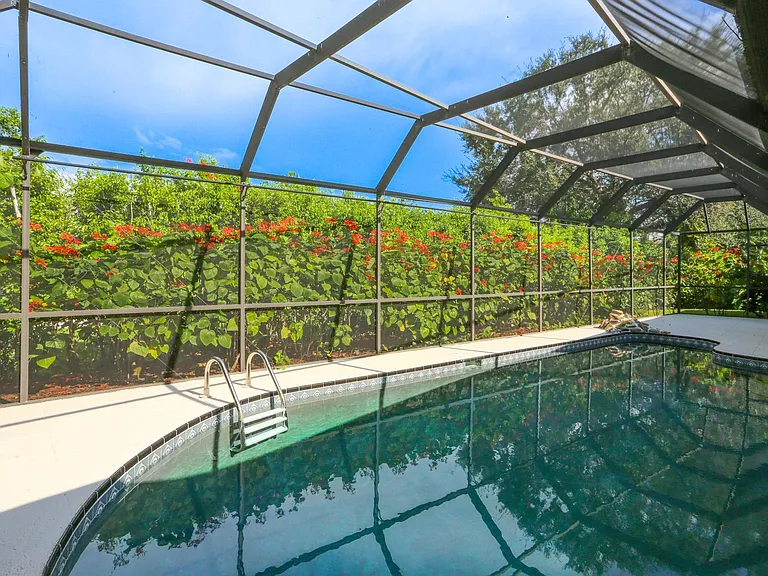 1040 Moon Lake Dr — Photo 28