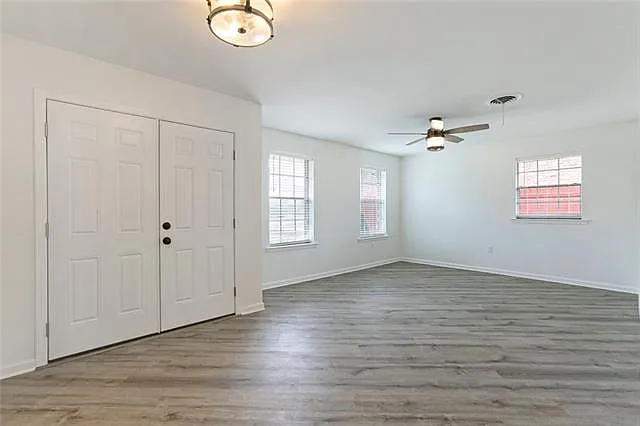 147 Moss Ln — Photo 7