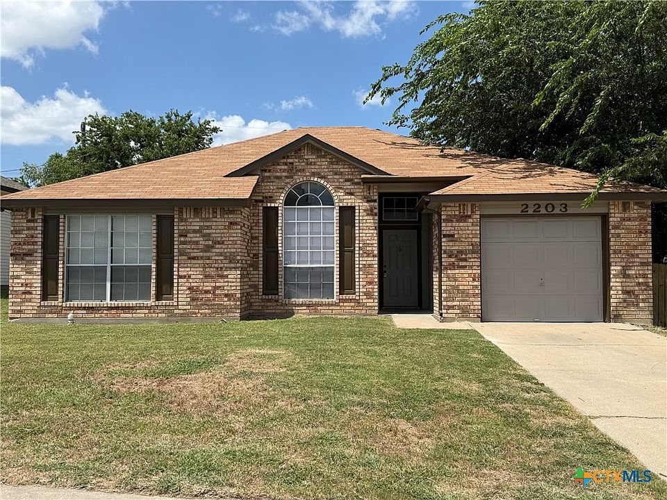 1st image of 2203 Bluebonnet Dr