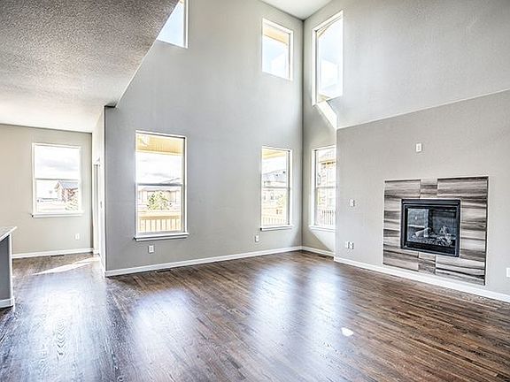 3rd image of 5485 Gansevoort Dr