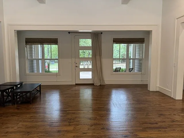 3535 Highland Oaks Cir — Photo 2