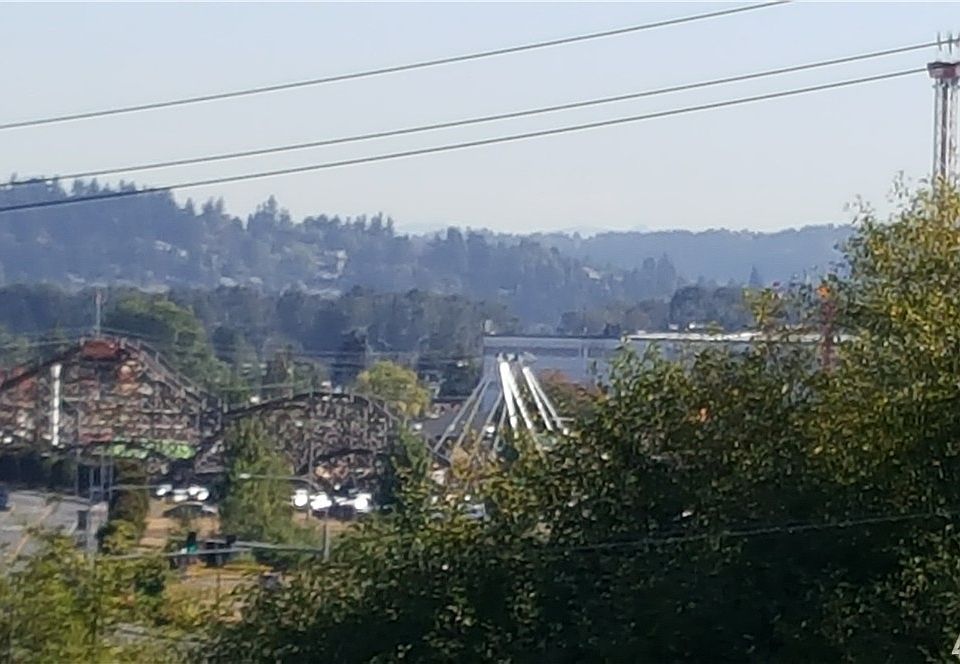 2nd image of 1300 9th St SW