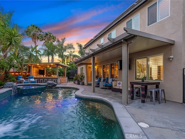 14131 Apple Grove Ct, Corona, CA 92880