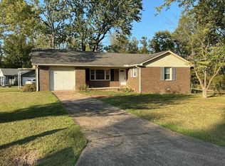 47 Coffman Dr, Jackson, TN 38301