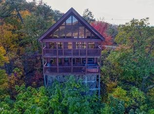 2131 Windy Ln, Sevierville, TN 37876
