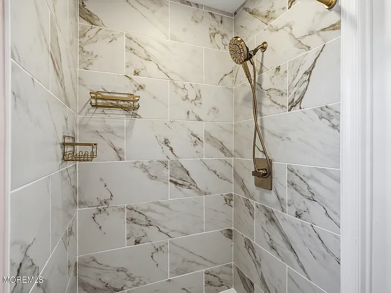 51 Valentine St #6B — Photo 28
