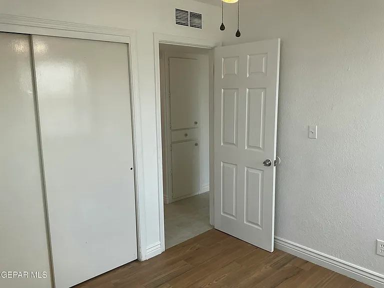 335 Flynn Dr — Photo 22