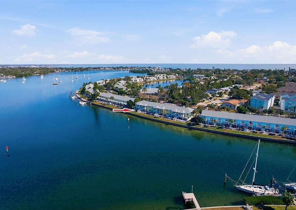 1st image of 3783 Pompano Dr SE APT B