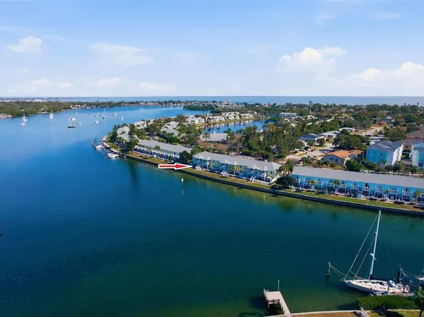 3783 Pompano Dr SE APT B, Saint Petersburg, FL 33705